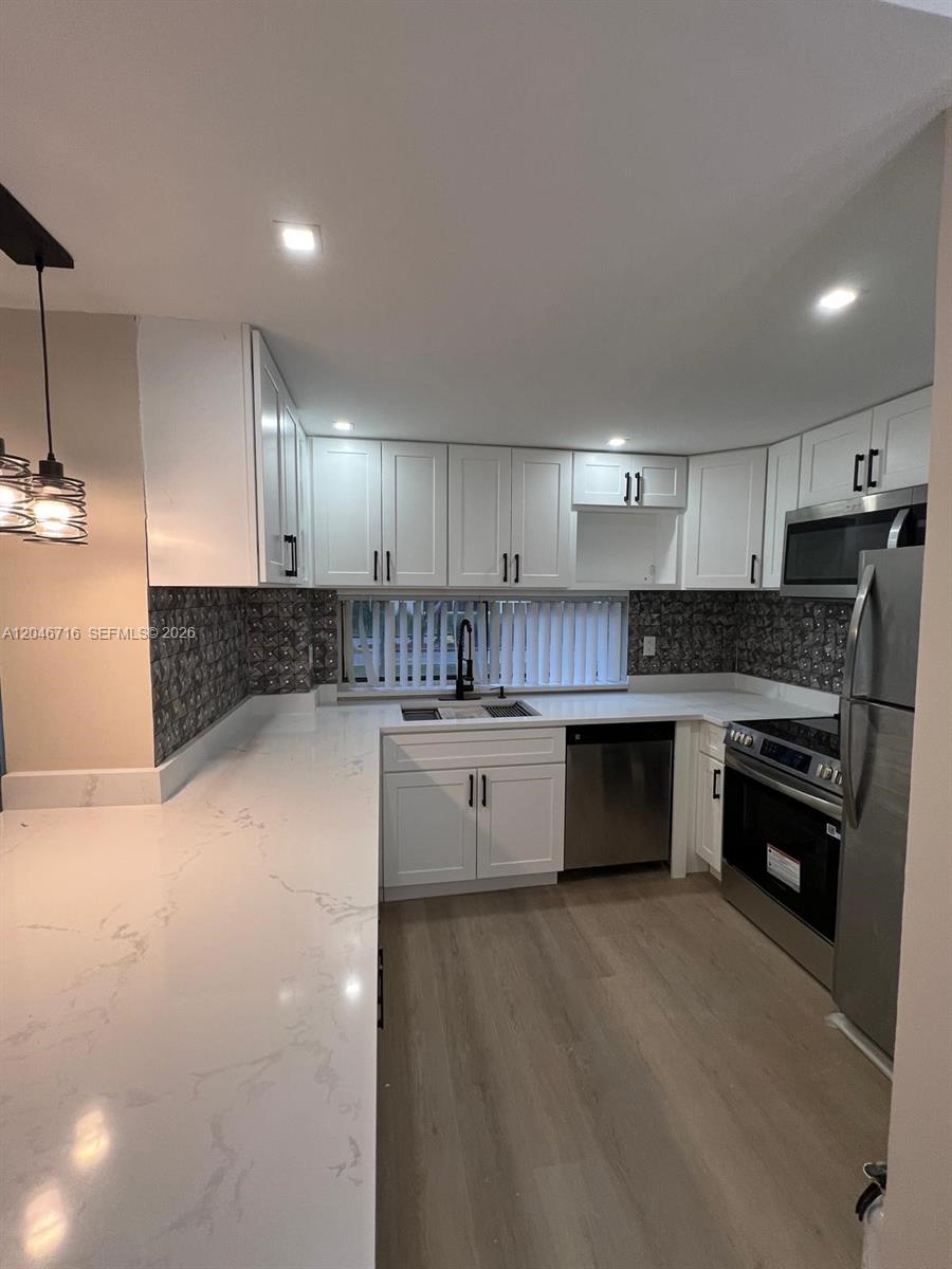 17021 N Bay Rd # 124, Sunny Isles Beach, FL 33160