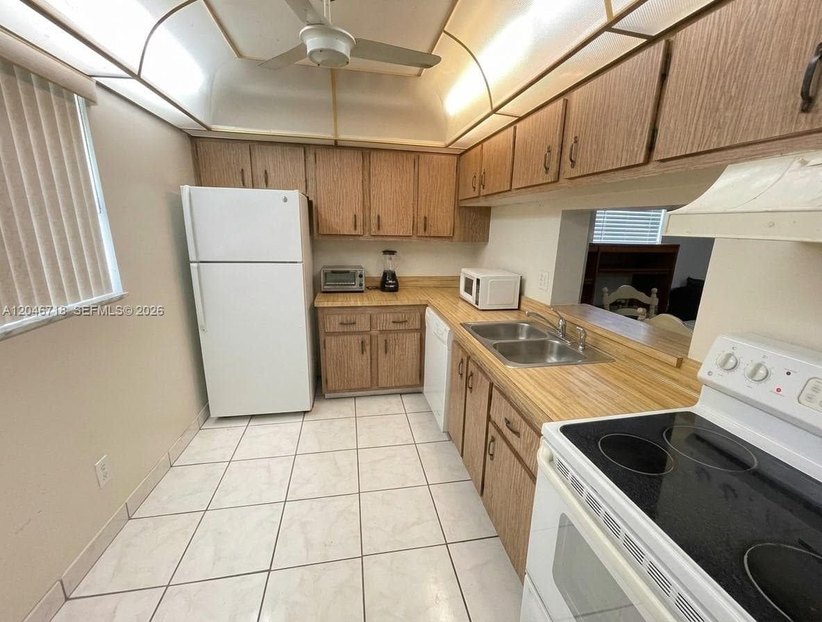 2800 NW 56th Ave # B207, Lauderhill, FL 33313 photo 5