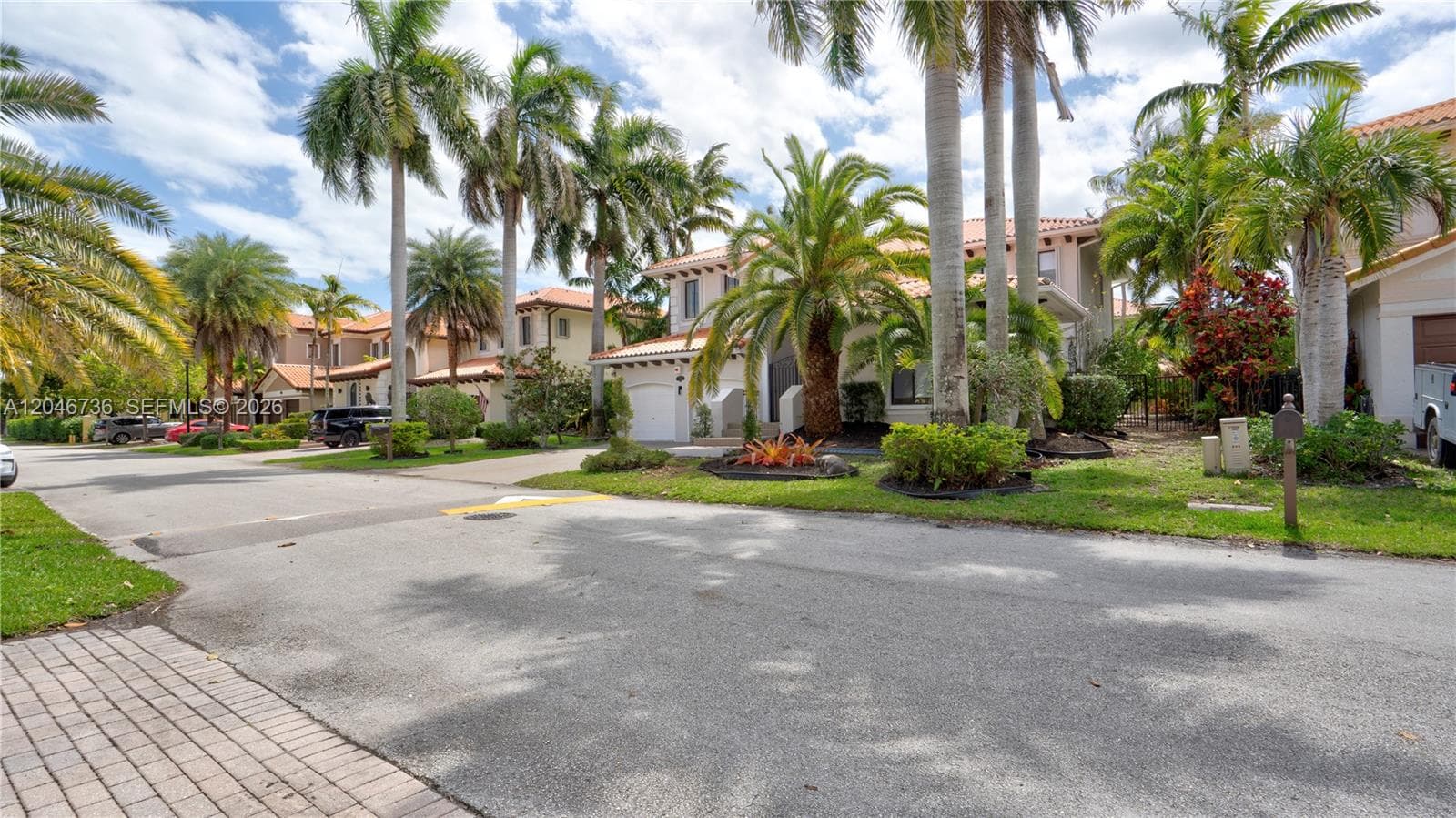 7956 SW 195th St, Cutler Bay, FL 33157 photo 4