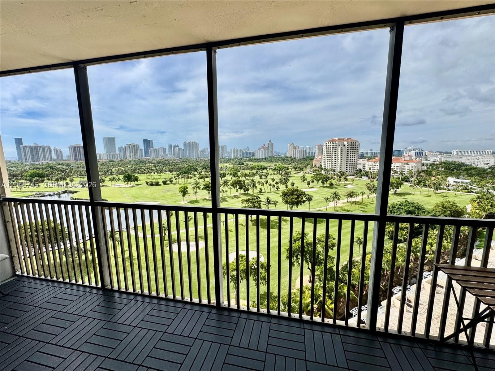 20379 W Country Club Dr # 1537, Aventura, FL 33180 photo 2