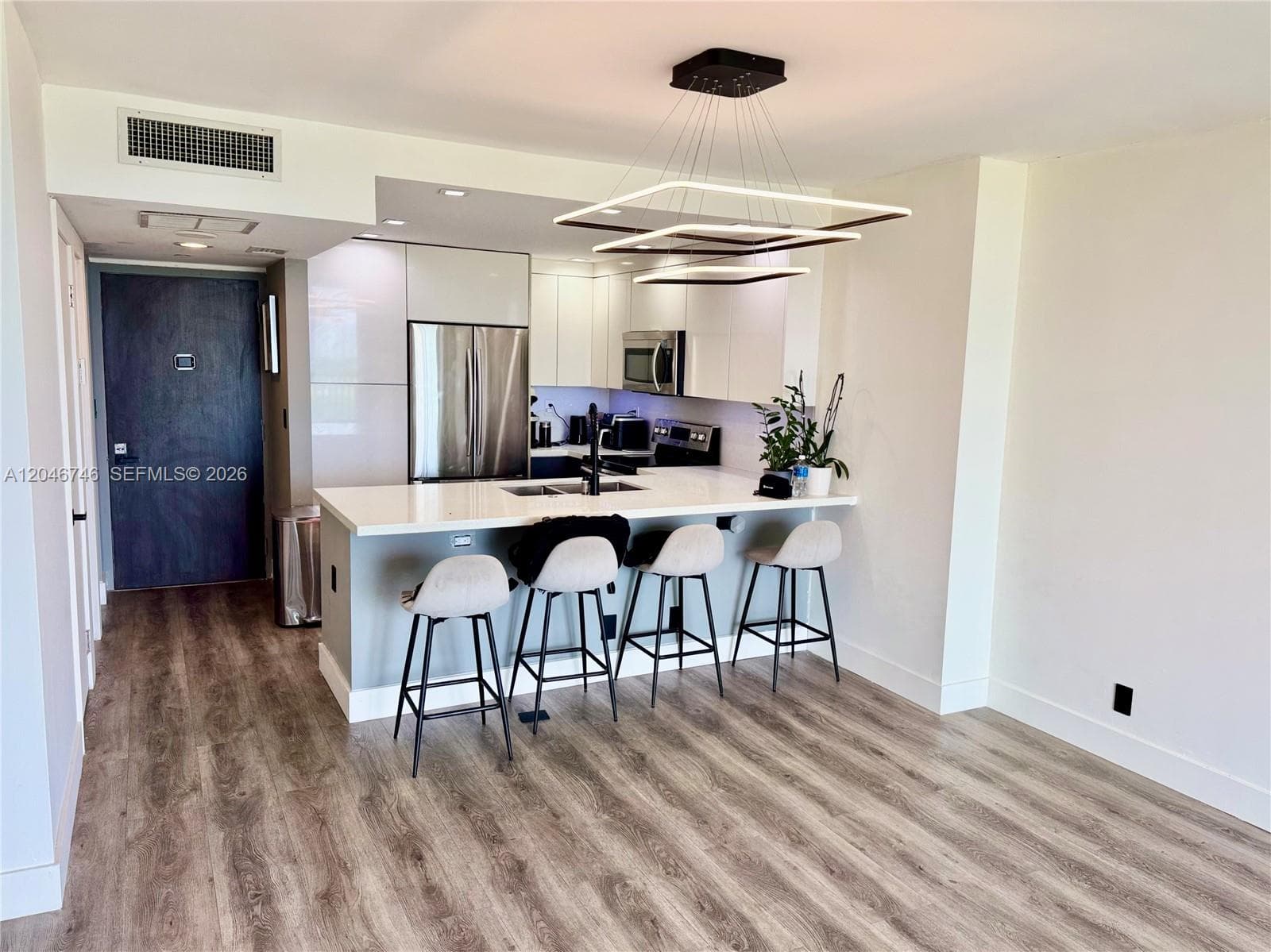 20379 W Country Club Dr # 1537, Aventura, FL 33180 photo 3