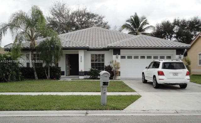2444 Stonegate Dr, Wellington, FL 33414