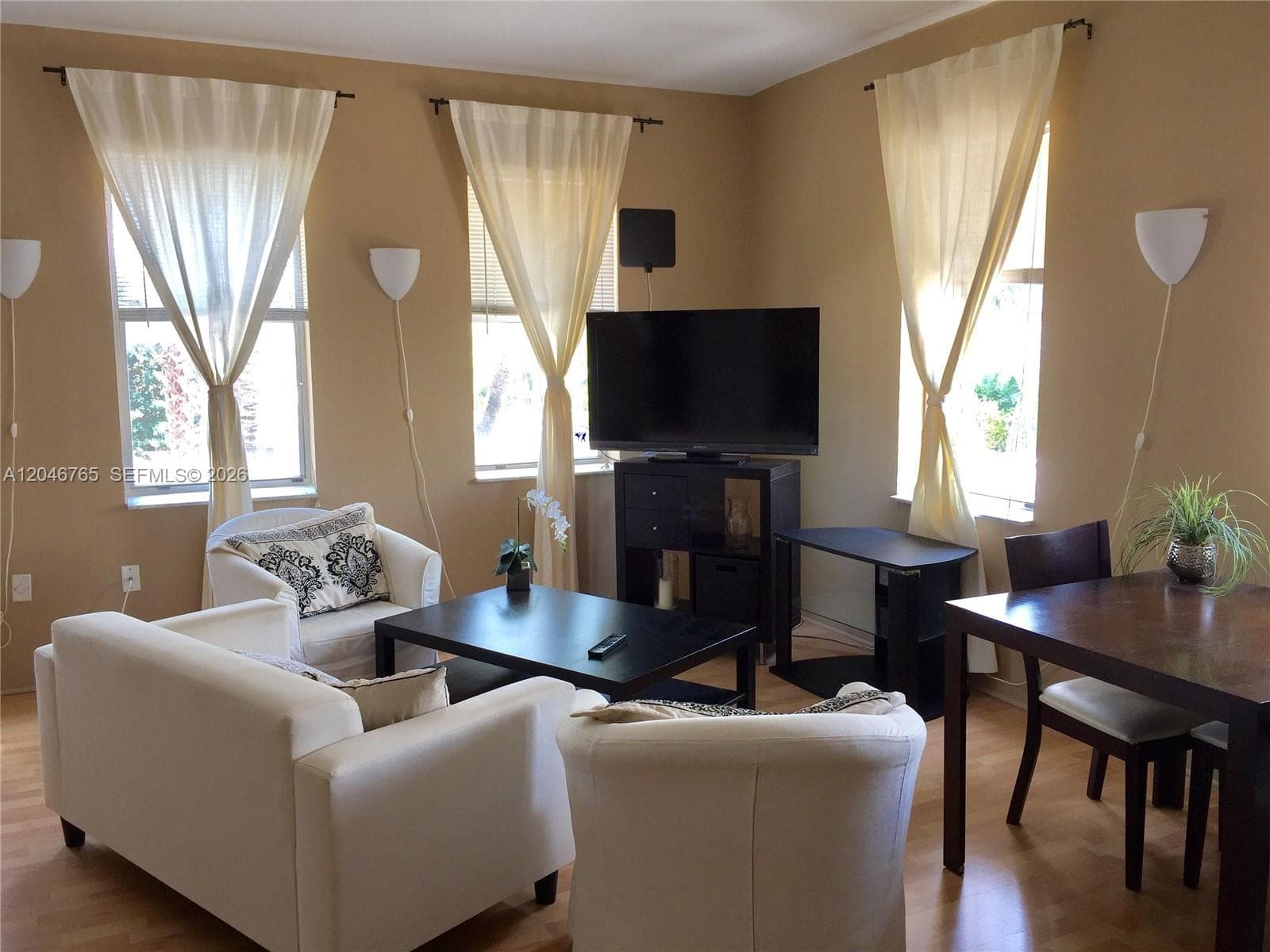 802 Euclid Ave # 201, Miami Beach, FL 33139 photo 2