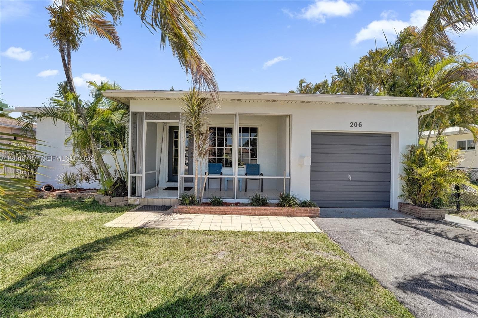 206 SE 3rd St, Dania Beach, FL 33004