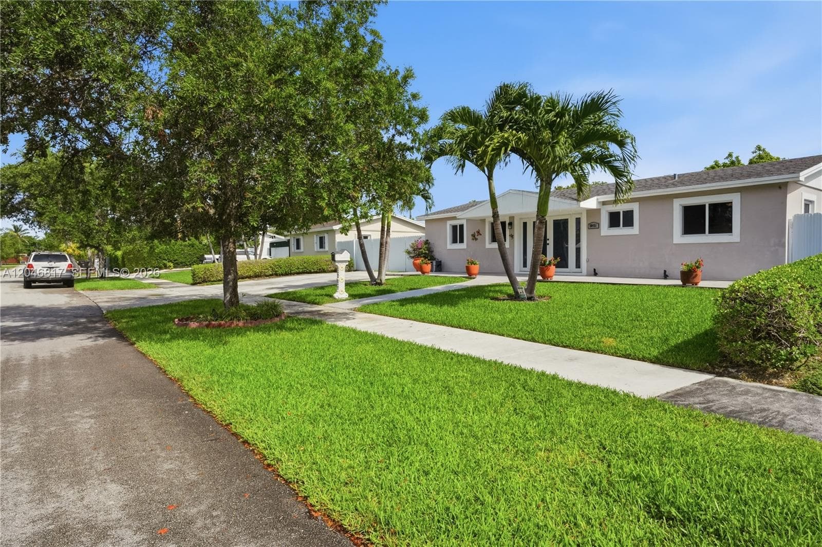 10451 SW 201st Ter, Cutler Bay, FL 33189 photo 2