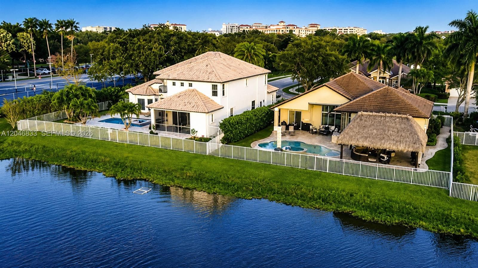 3683 W Lakes Estates Dr, Davie, FL 33328 photo 4