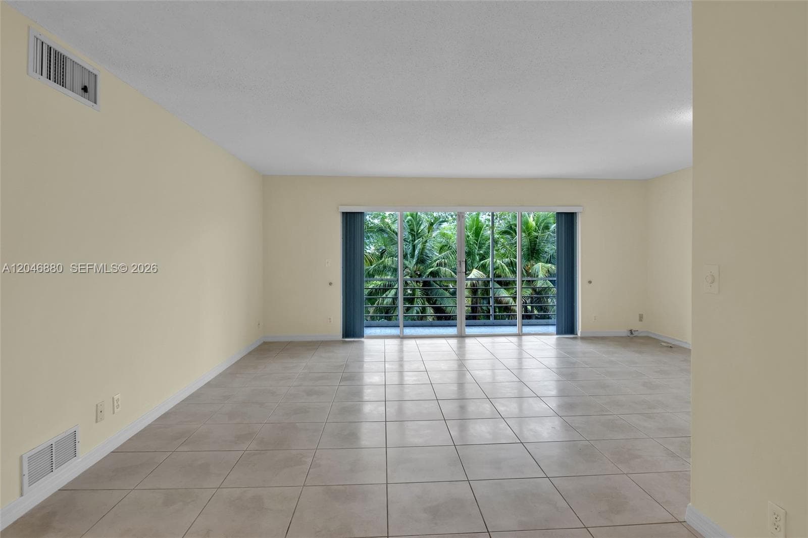 1000 NE 14th Ave # 503, Hallandale Beach, FL 33009 photo 2