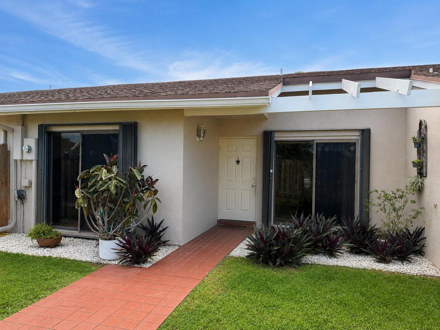 1013 NW 53rd Street, Deerfield Beach, FL 33064 photo 2