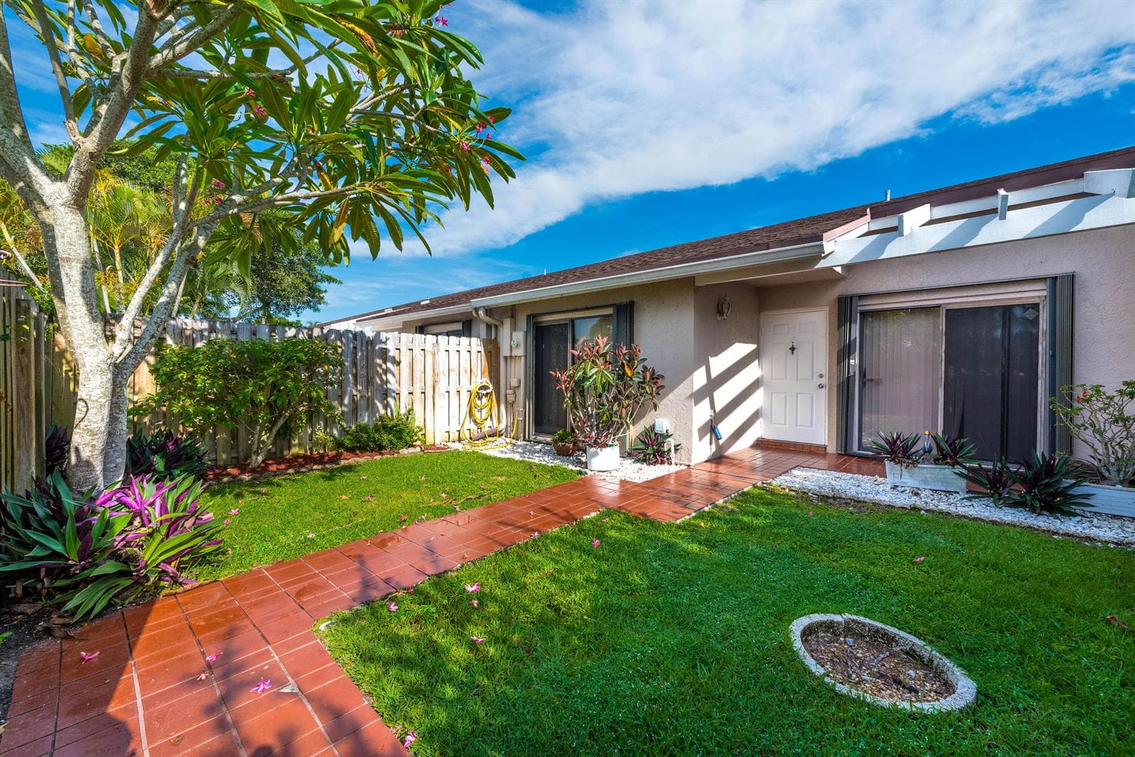 1013 NW 53rd Street, Deerfield Beach, FL 33064