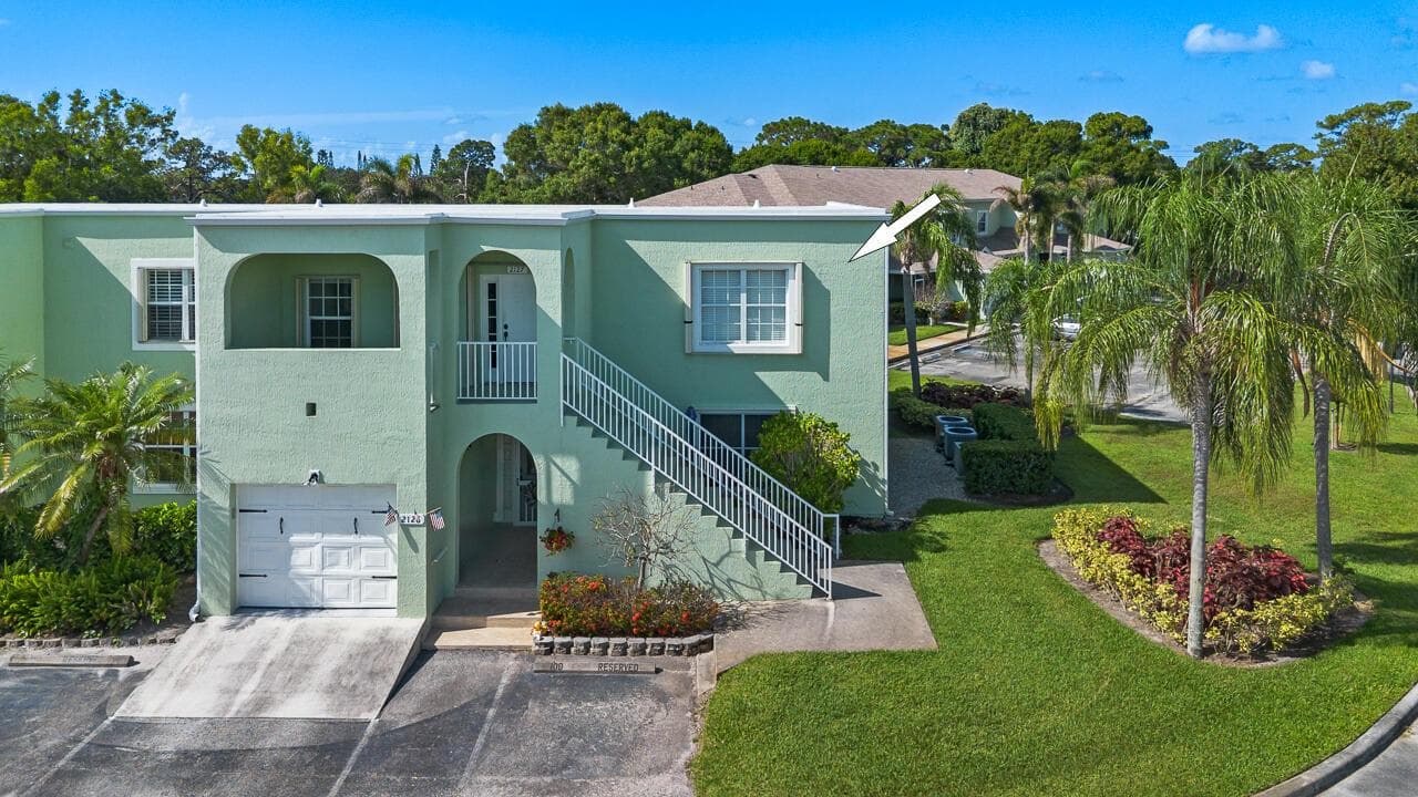 2127 SE Wild Meadow Circle, Port St. Lucie, FL 34952