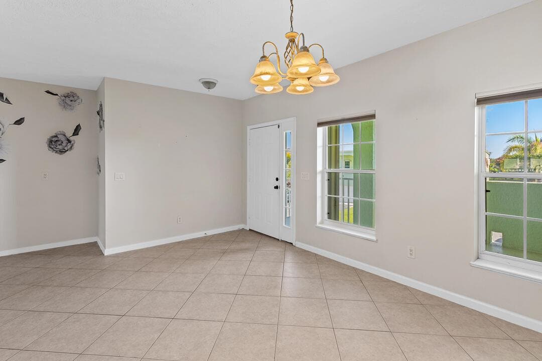 2127 SE Wild Meadow Circle, Port St. Lucie, FL 34952 photo 5