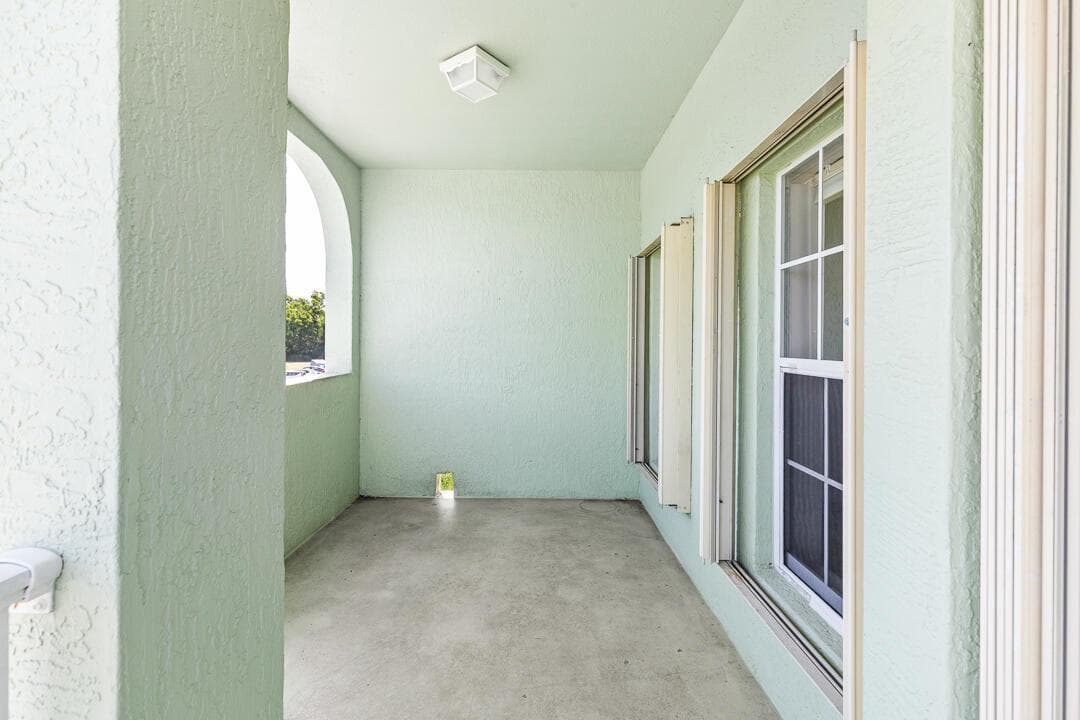 2127 SE Wild Meadow Circle, Port St. Lucie, FL 34952 photo 4