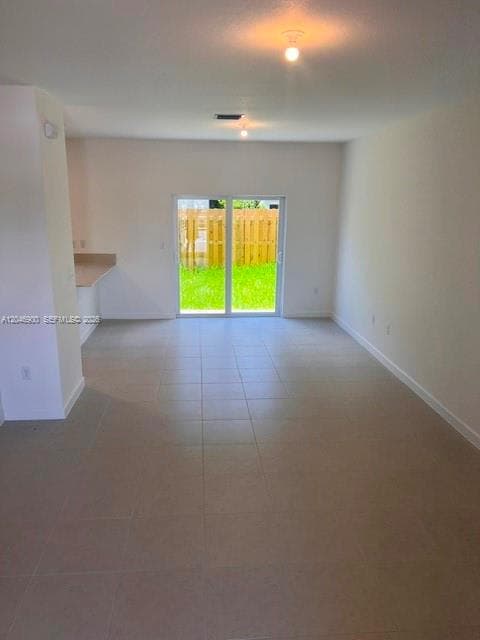 2655 SE SE 25 TER # 2655, Homestead, FL 33035 photo 2