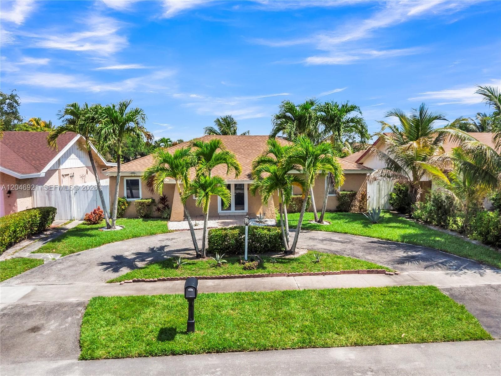 7421 SW 14th Ct, North Lauderdale, FL 33068 photo 2