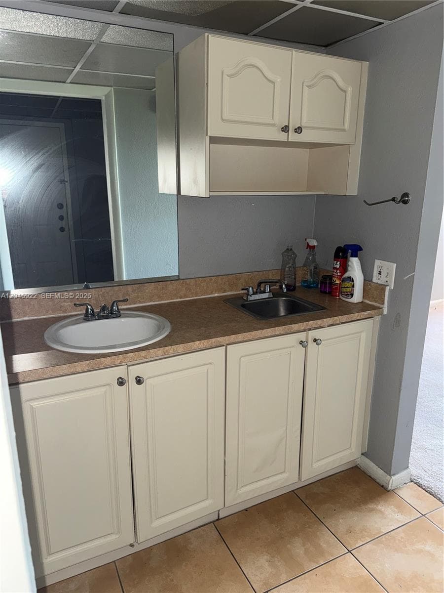 6960 Miami Gardens Dr # 2-431A, Hialeah, FL 33015 photo 2