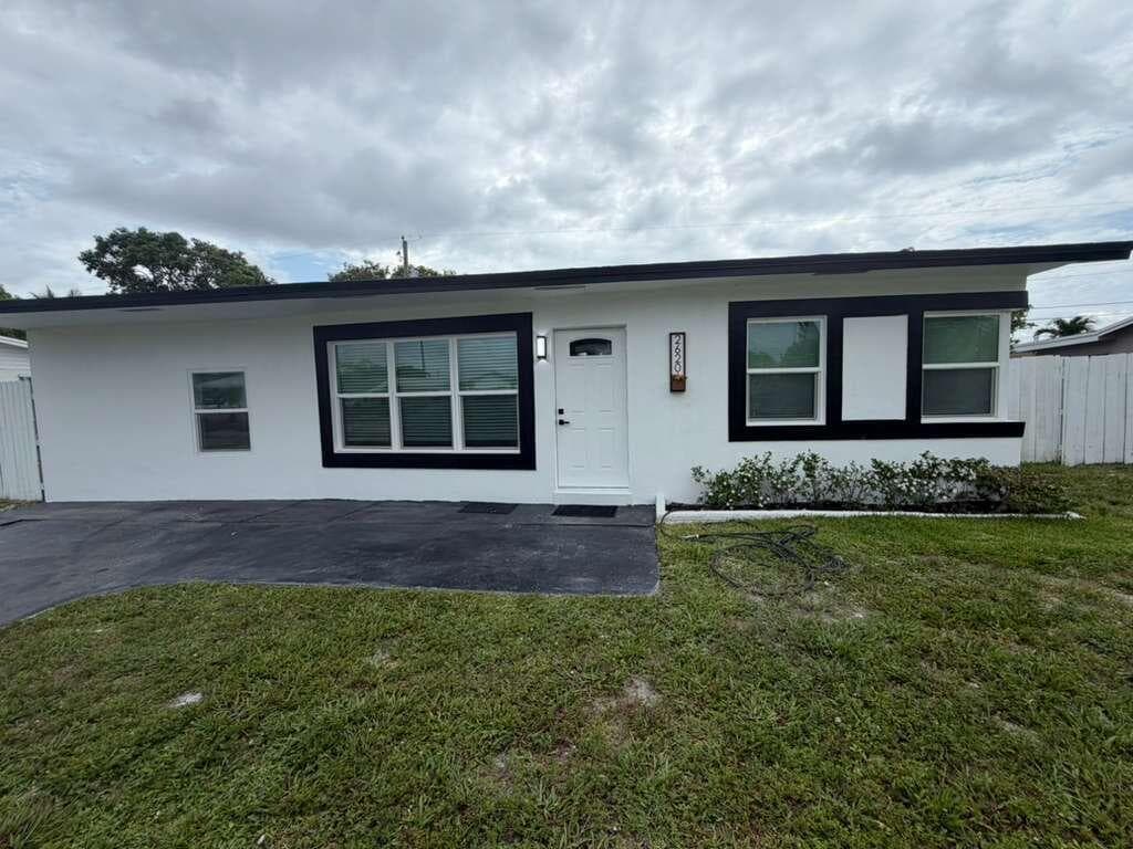 2620 NE 7th Terrace, Pompano Beach, FL 33064 photo 2
