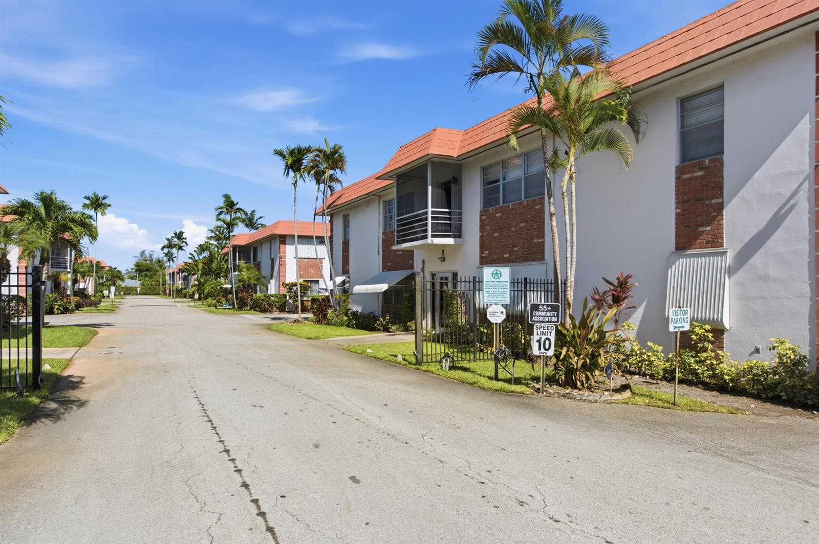 3550 NW 8th Avenue # 812, Pompano Beach, FL 33064 photo 4