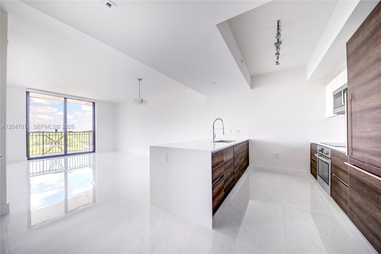 301 Altara Ave # 733, Coral Gables, FL 33146 photo 4