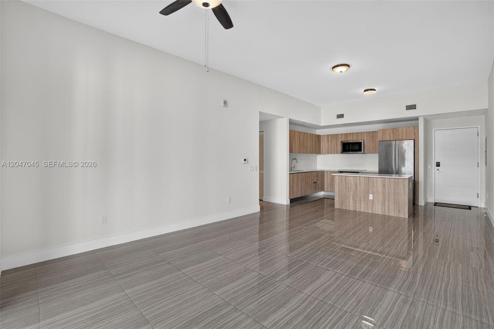 2960 NE 207th St # 505, Aventura, FL 33180 photo 3