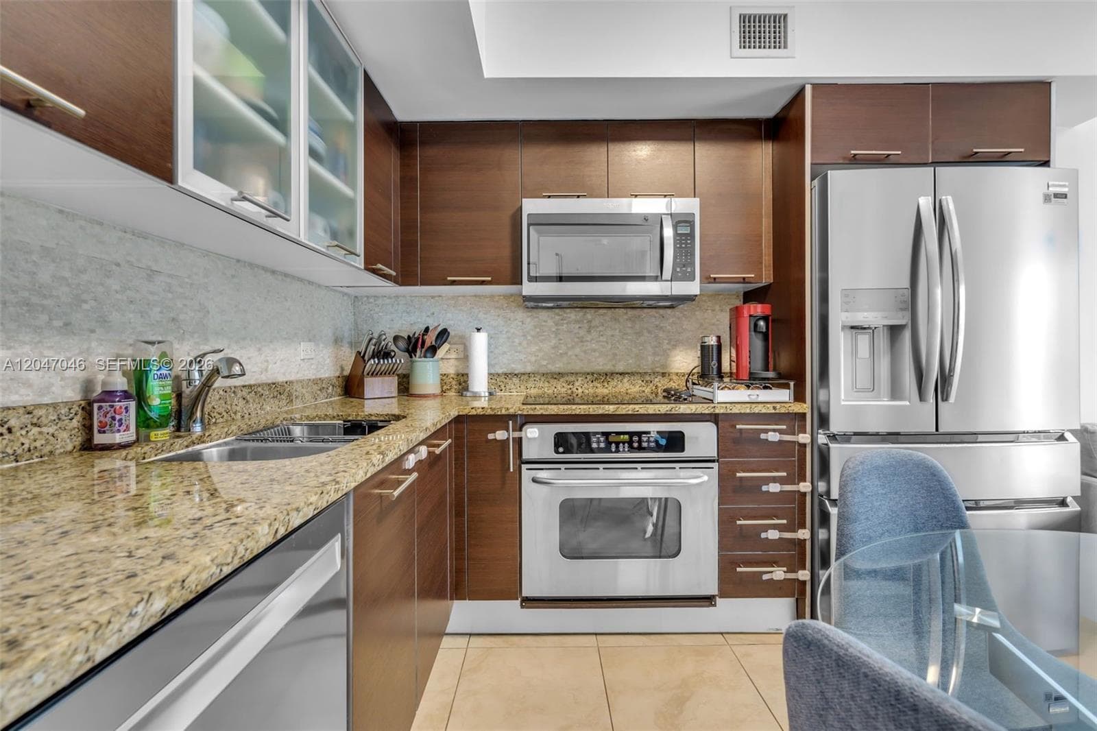41 SE 5th St # 908, Miami, FL 33131 photo 4