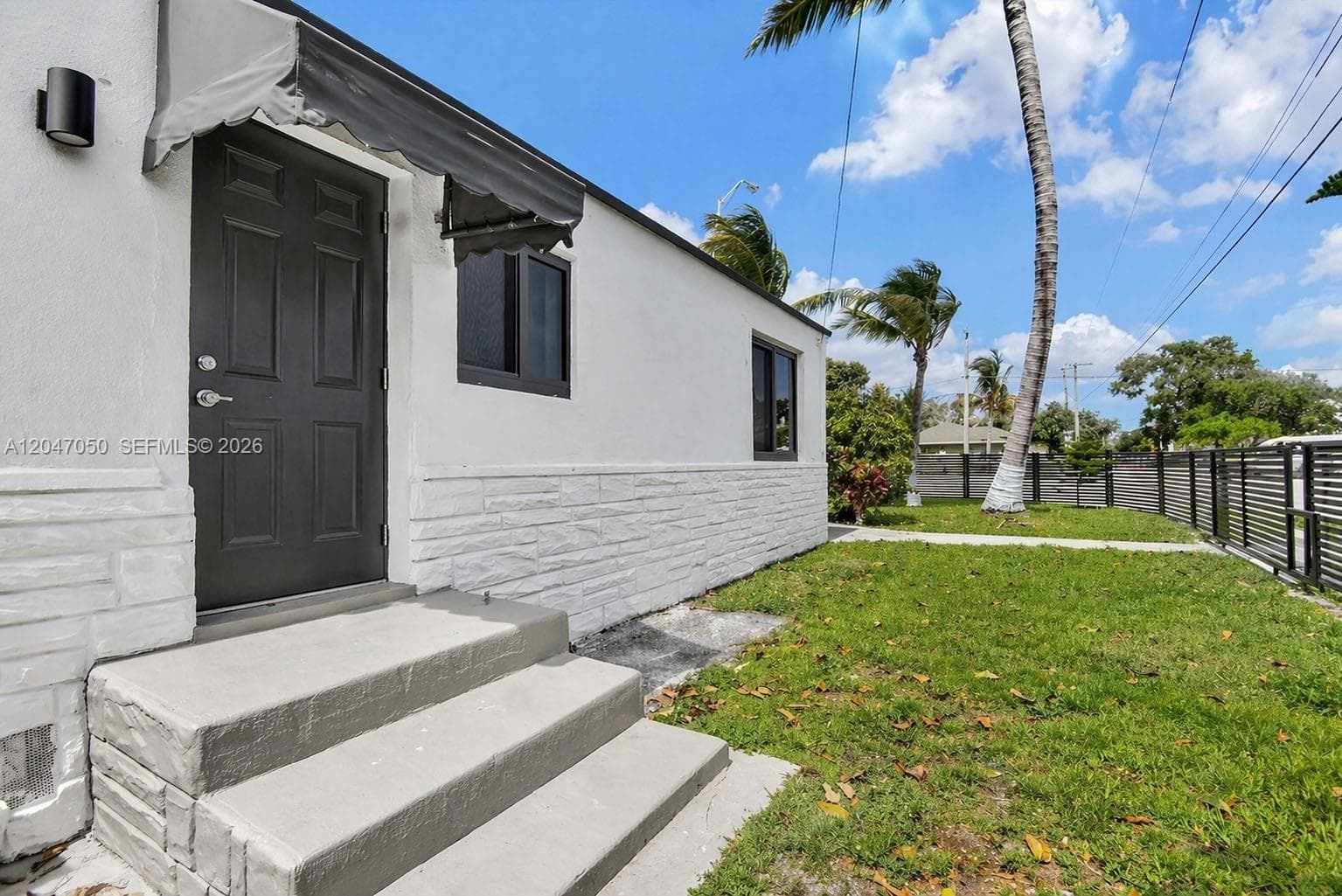 1102 NW 103rd St, Miami, FL 33150 photo 3