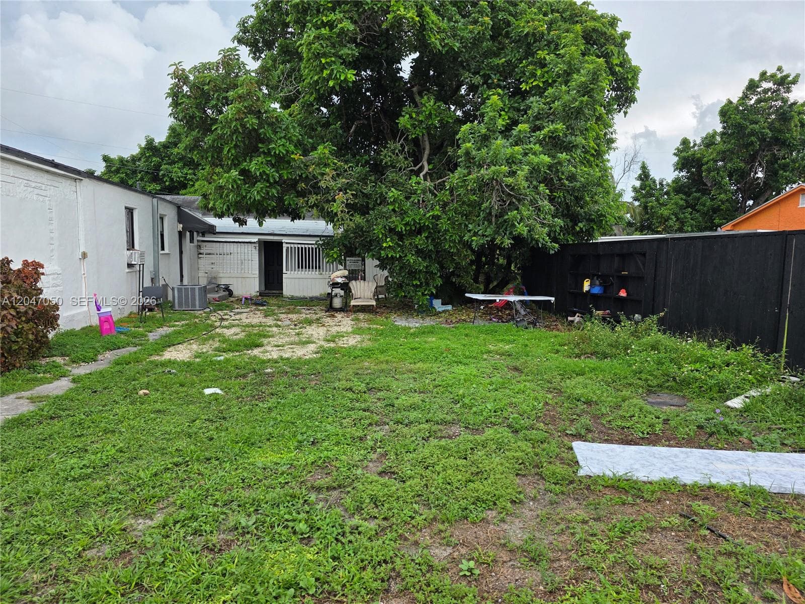 1102 NW 103rd St, Miami, FL 33150 photo 4