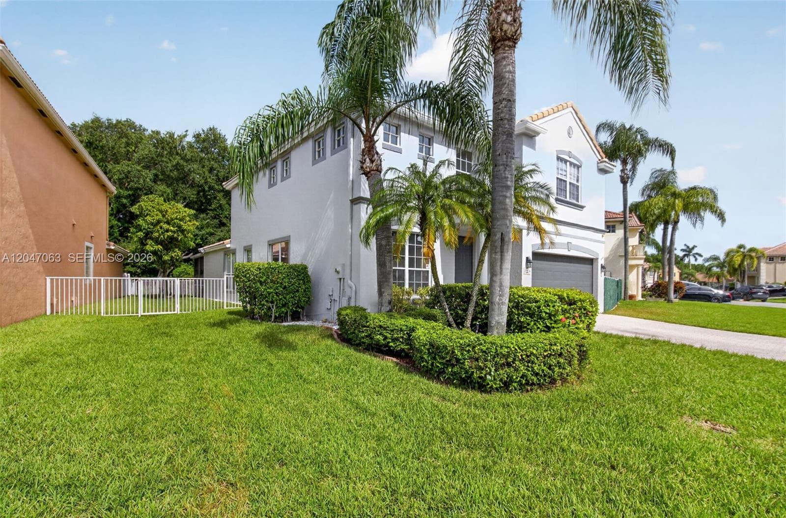 21209 Via Ventura, Boca Raton, FL 33433 photo 2