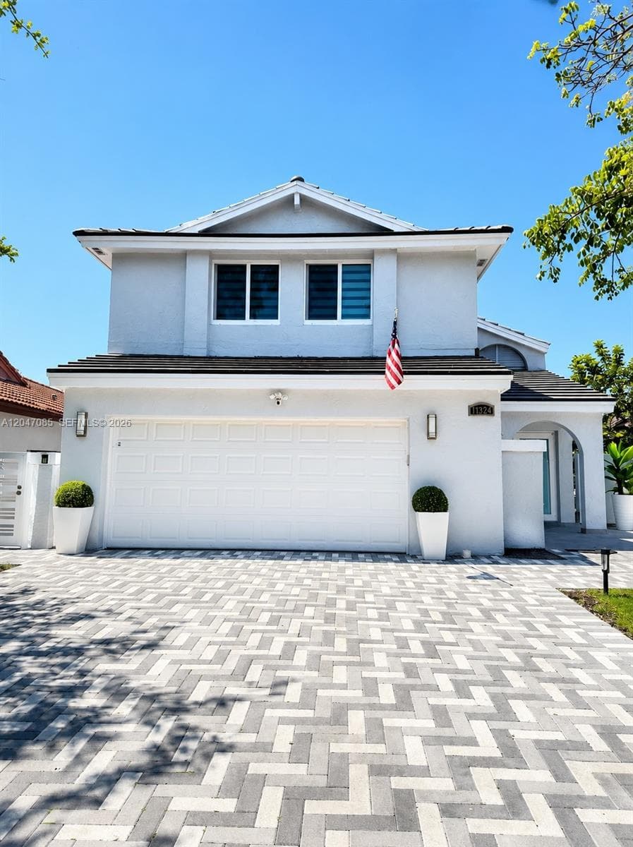 17324 NW 63rd Ave, Hialeah, FL 33015 photo 2