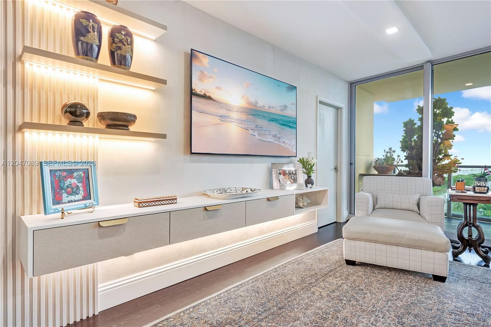 1455 Ocean Dr # 904, Miami Beach, FL 33139 photo 2