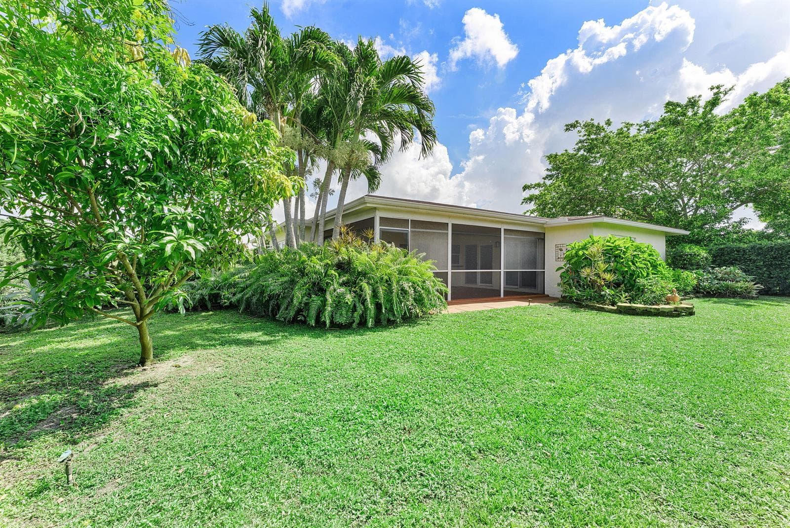 6396 Whispering Wind Way, Delray Beach, FL 33484 photo 2