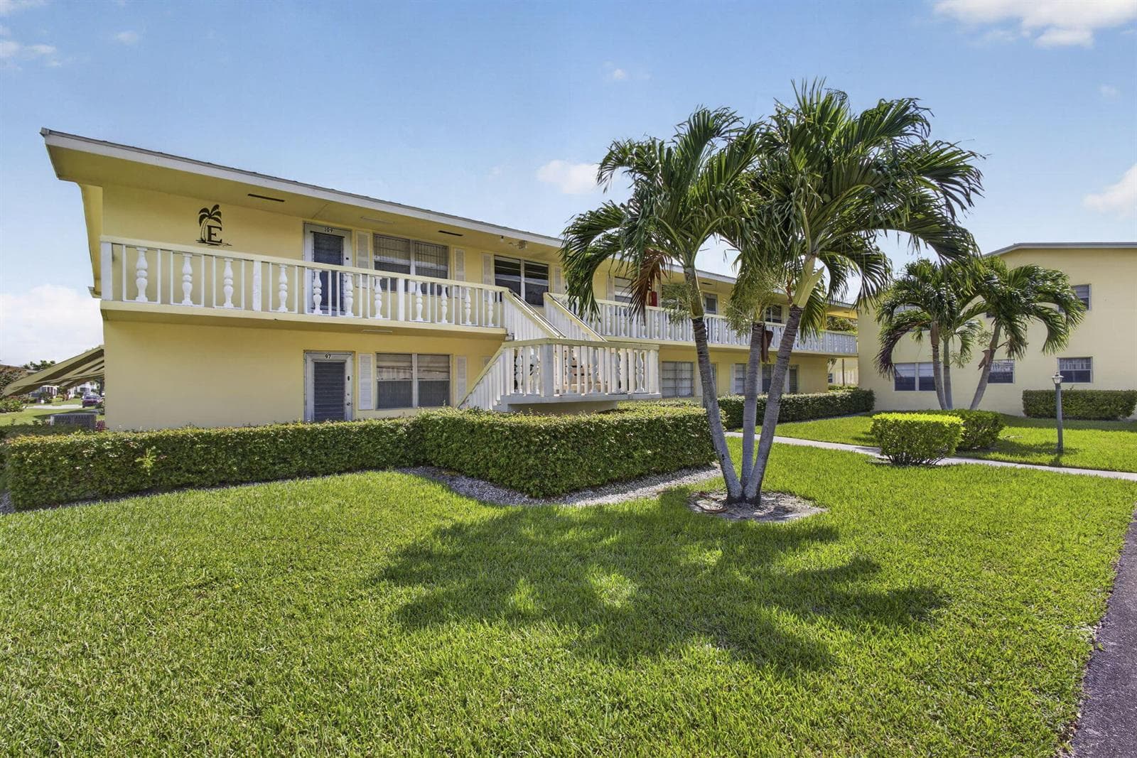 111 Sheffield E, West Palm Beach, FL 33417 photo 2