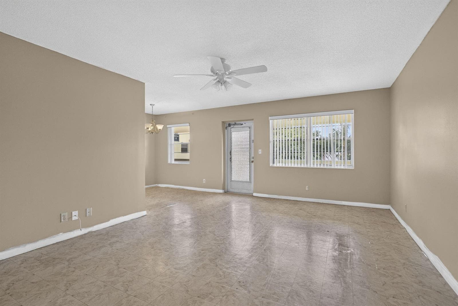 111 Sheffield E, West Palm Beach, FL 33417 photo 4