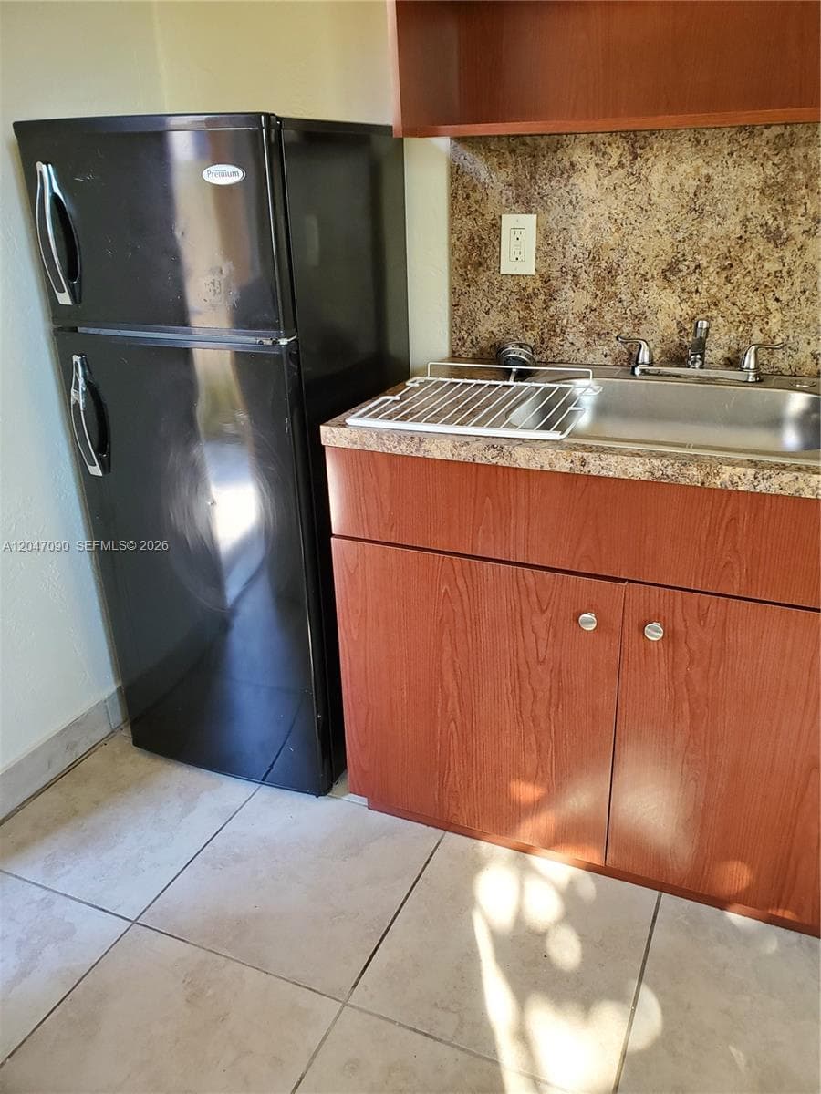 13770 NE 20th Pl # 03, North Miami Beach, FL 33181 photo 2