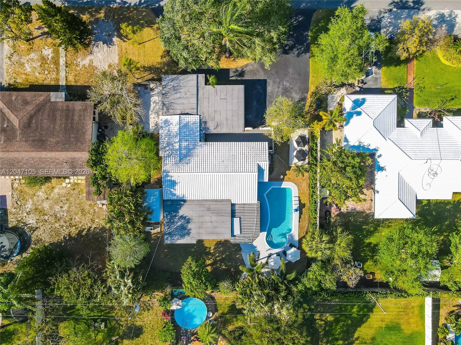 714 NE 2nd St, Pompano Beach, FL 33060 photo 4