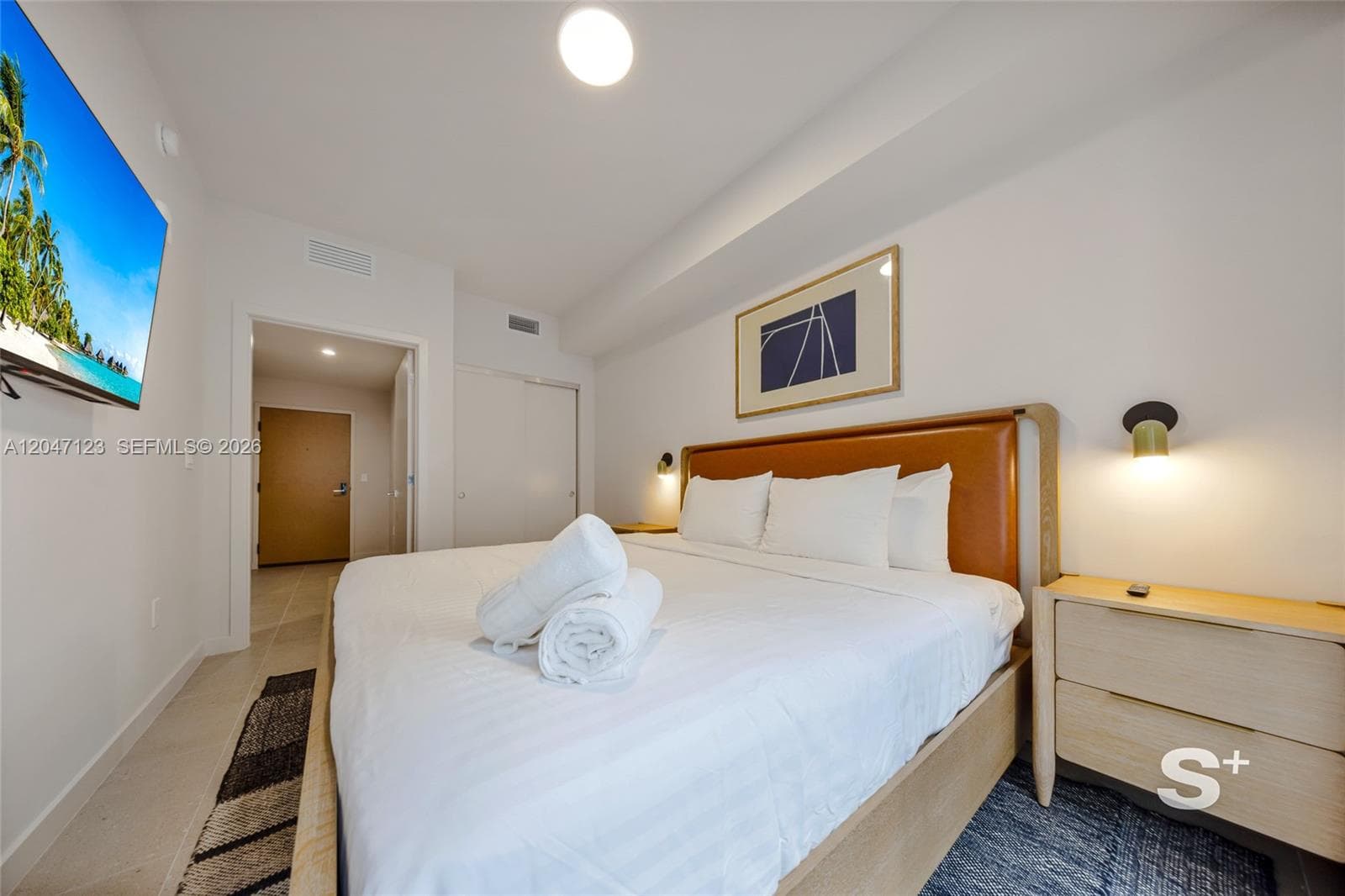 11 NE 6th St # 2307, Miami, FL 33132 photo 4