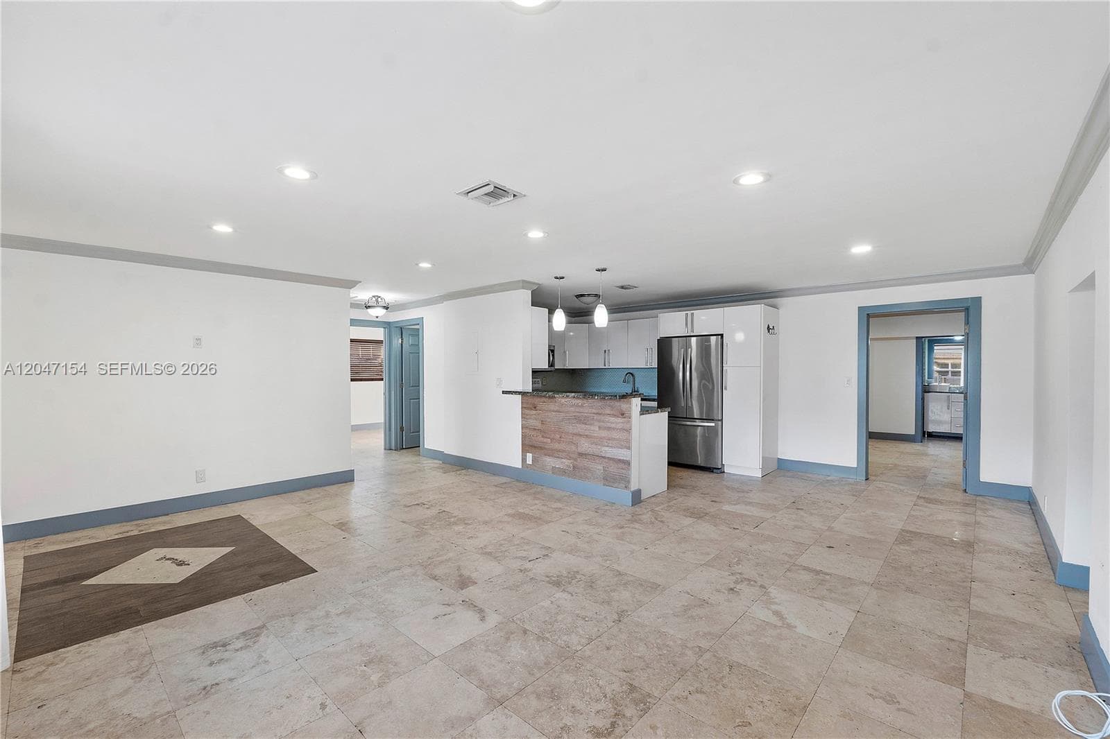 1541 SW 52nd Ave, Plantation, FL 33317 photo 2