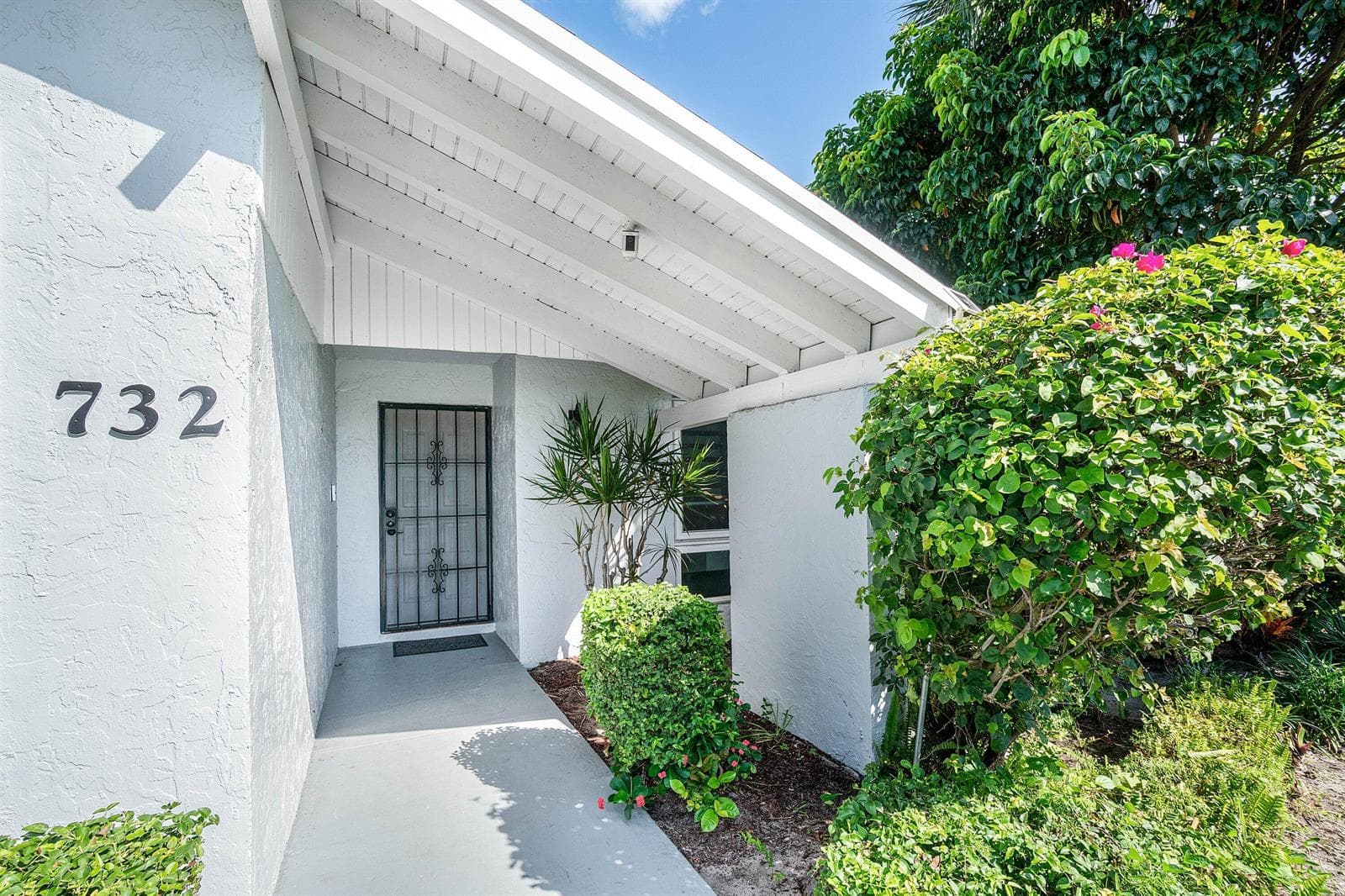 732 Lago Road, Delray Beach, FL 33445 photo 5