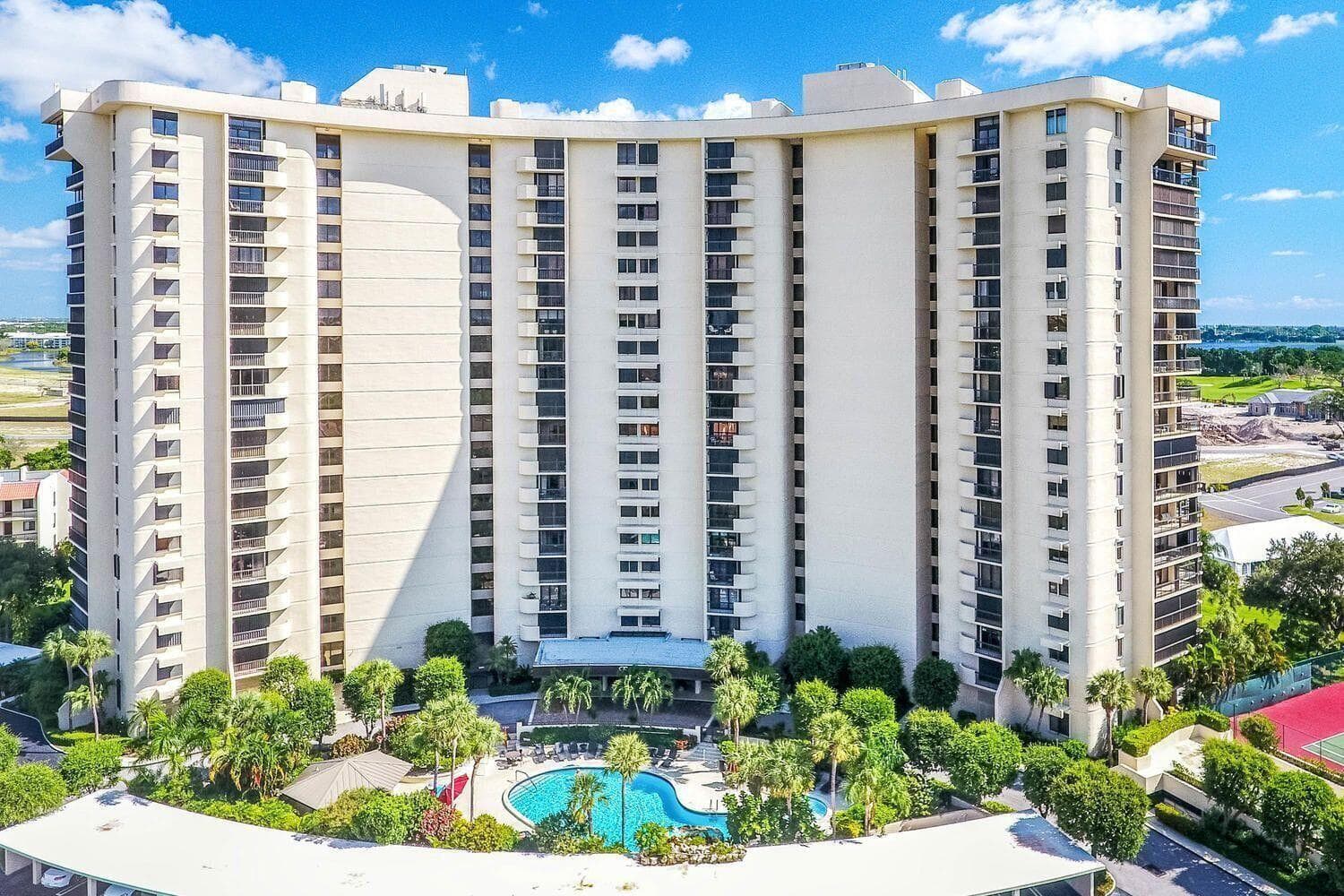 2450 Presidential Way # 1405, West Palm Beach, FL 33401 photo 2