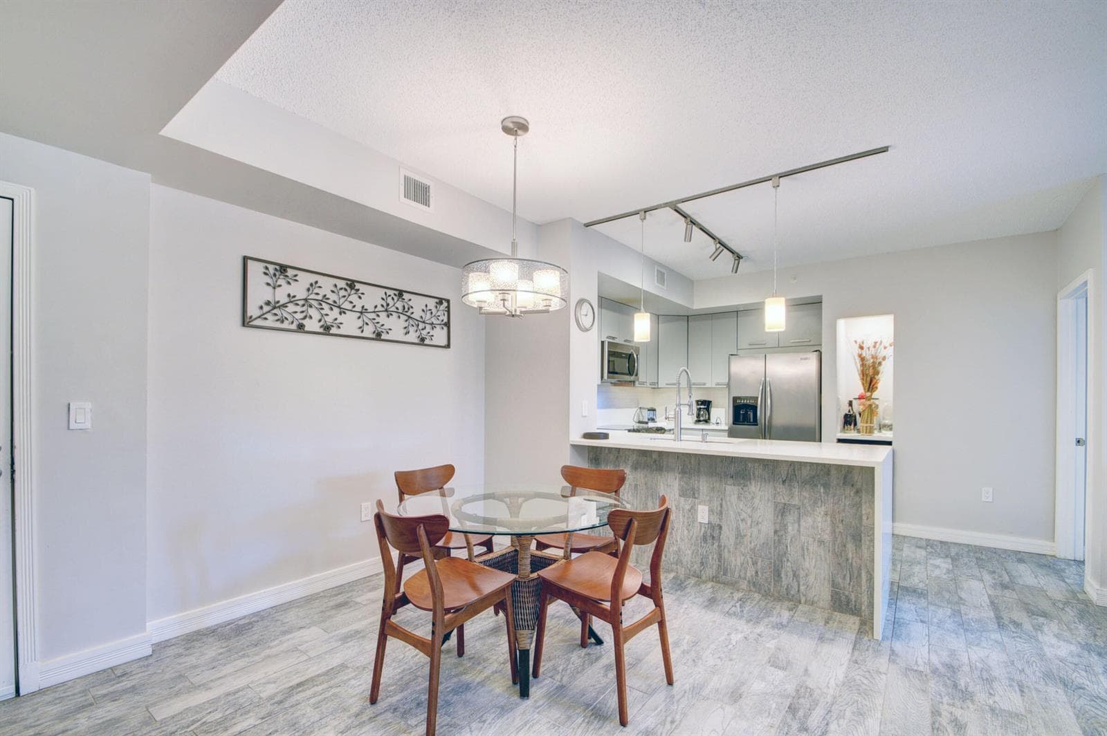 720 S Sapodilla Avenue # 208, West Palm Beach, FL 33401 photo 3