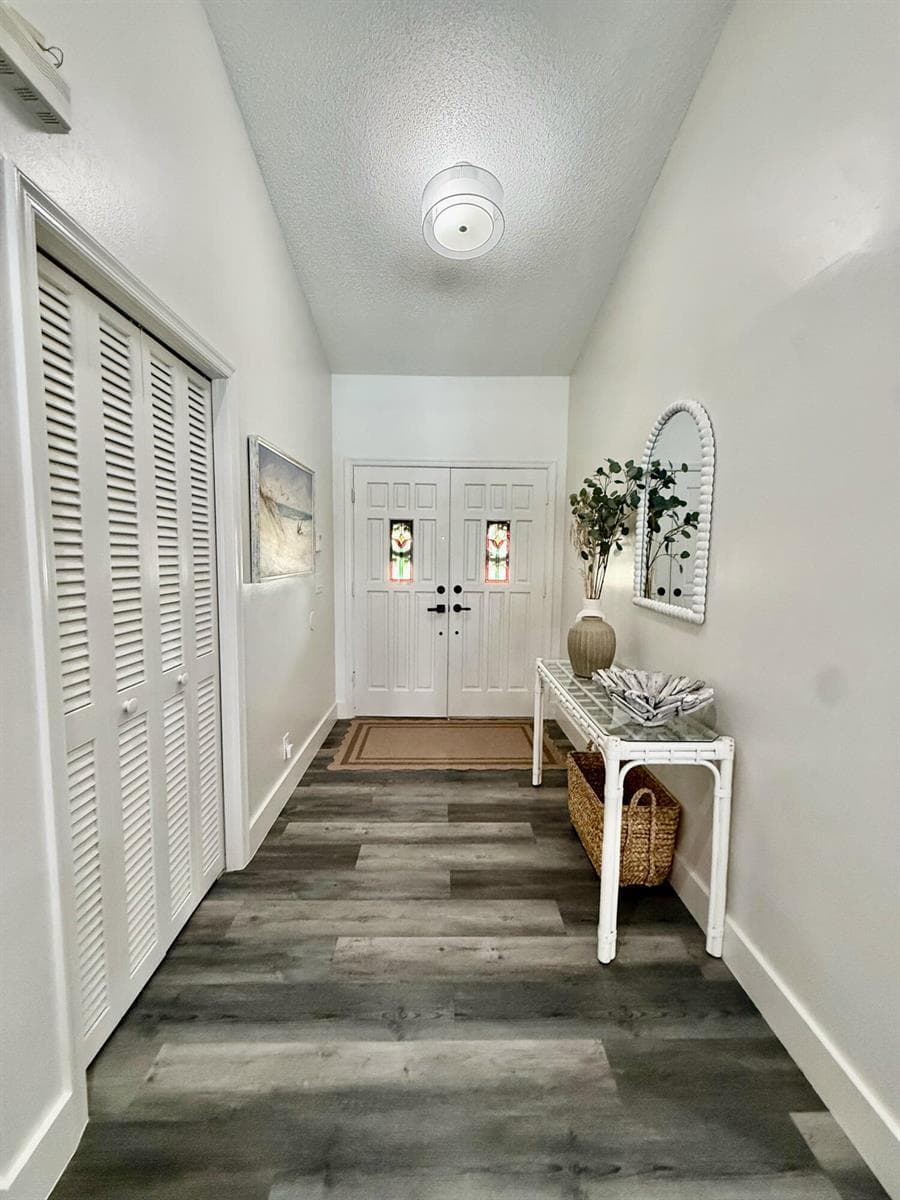 325 Knotty Wood Lane, Wellington, FL 33414 photo 3