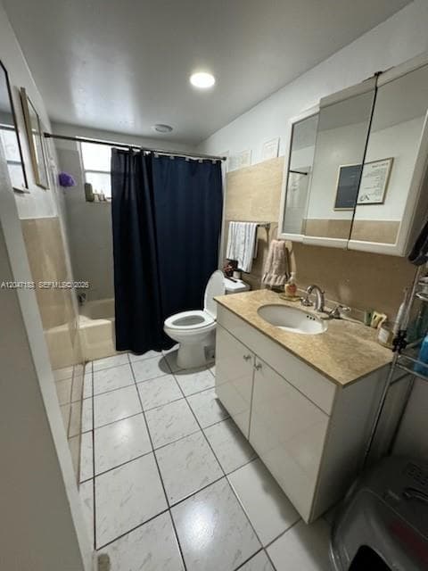 2000 Biarritz Dr # 404, Miami Beach, FL 33141 photo 5