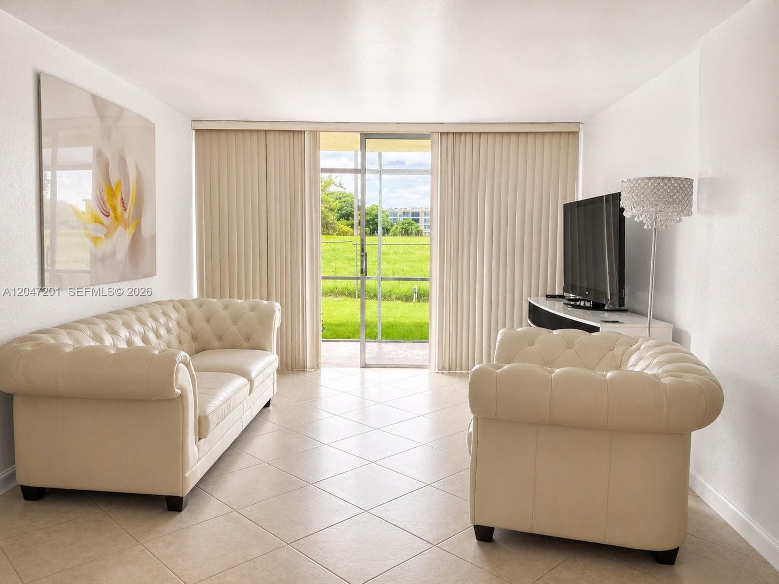 8870 Fontainebleau Blvd # 106, Miami, FL 33172
