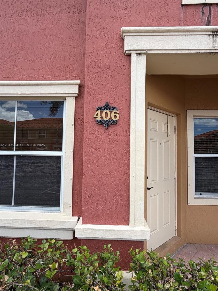 6016 NW 116th Pl # 406, Doral, FL 33178 photo 2