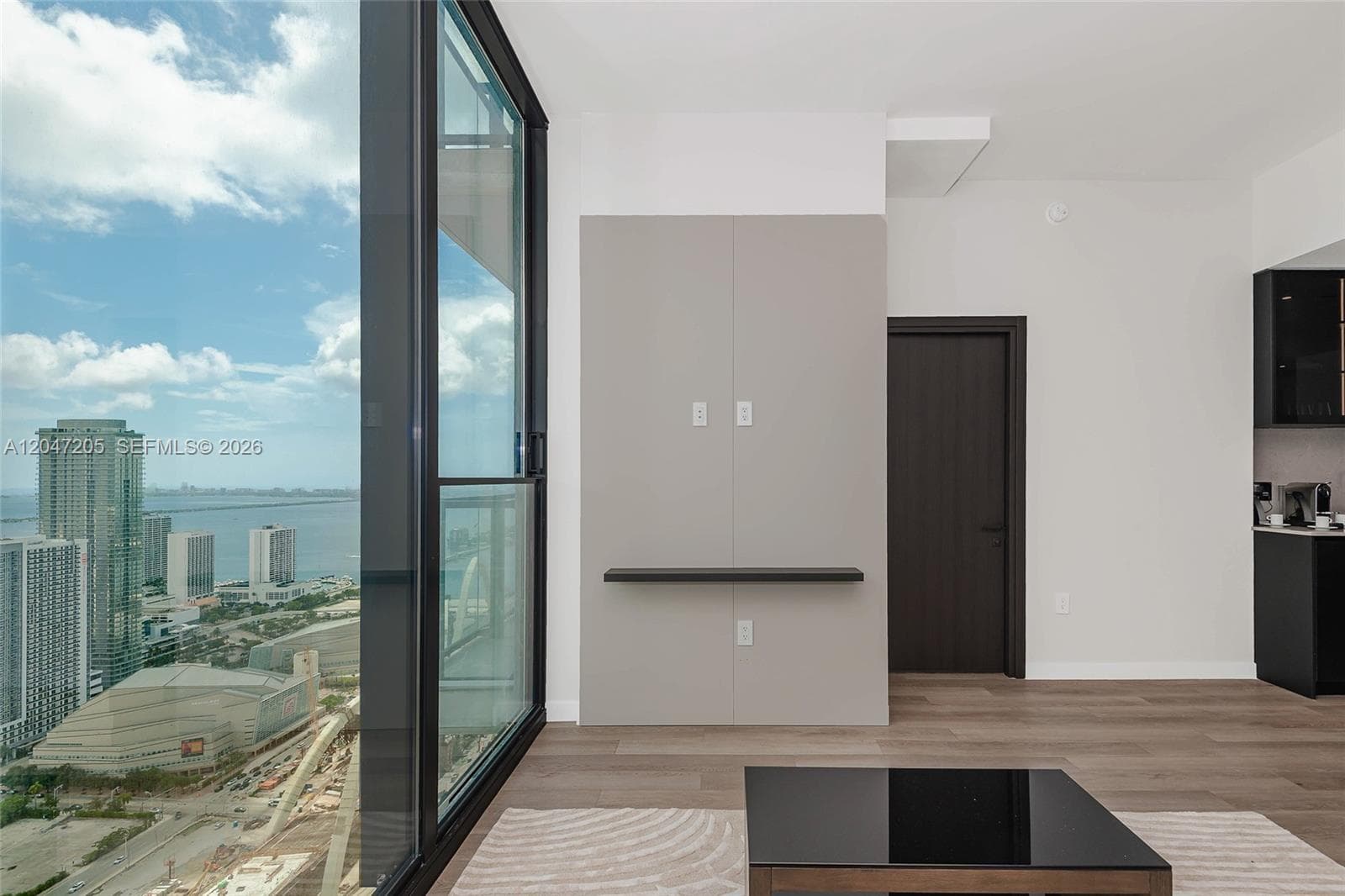 20 NE 11 ST # 4901, Miami, FL 33132 photo 2