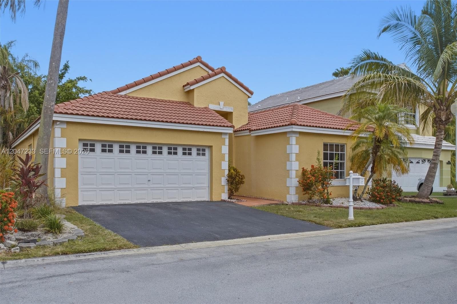 411 Bermuda Springs Dr, Weston, FL 33326 photo 3