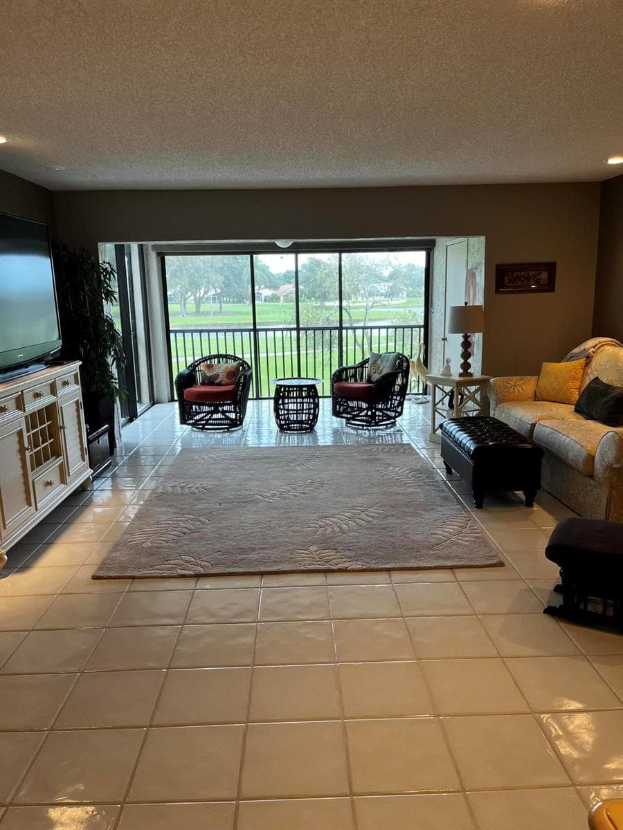 12870 Briarlake Drive # 205, Palm Beach Gardens, FL 33418 photo 2
