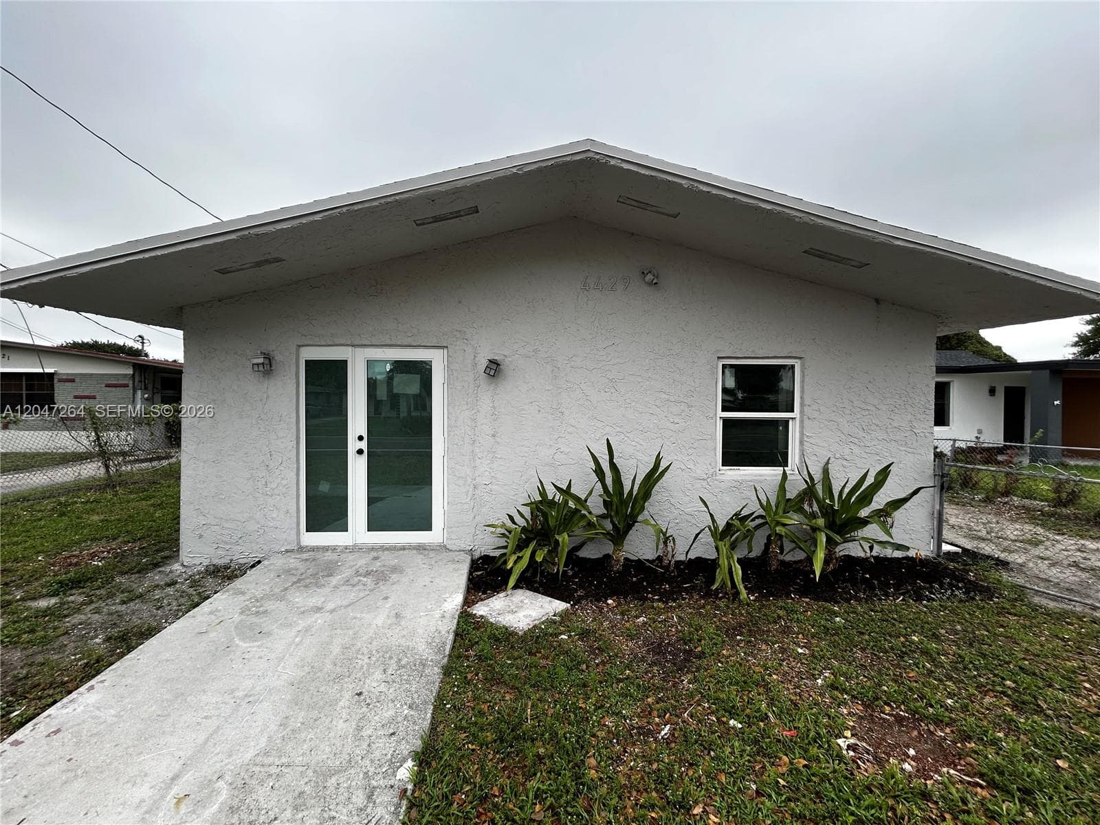 4429 SW 21st St # Front, West Park, FL 33023