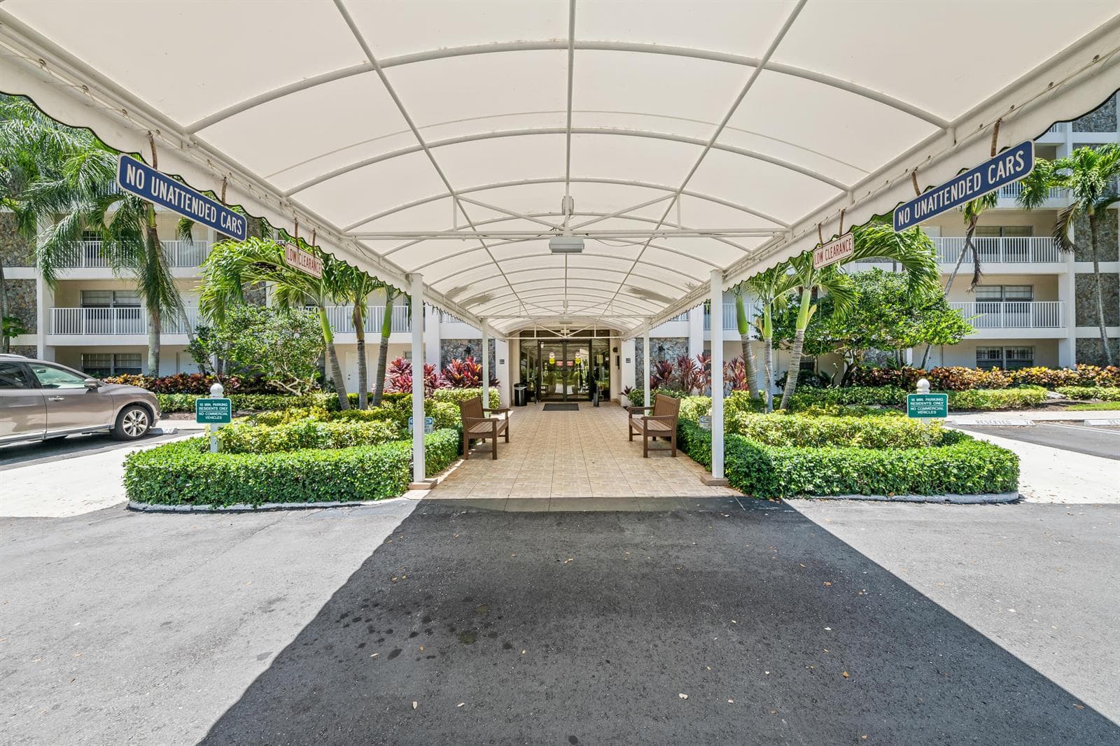 3510 Oaks Way # 406, Pompano Beach, FL 33069 photo 3