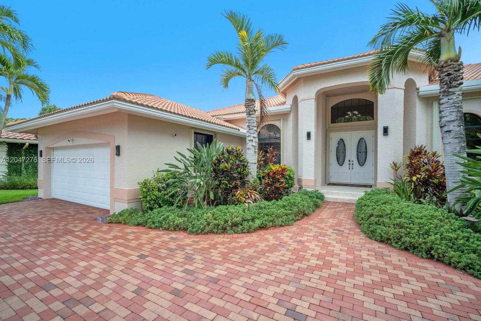 392 Coconut Cir, Weston, FL 33326 photo 5