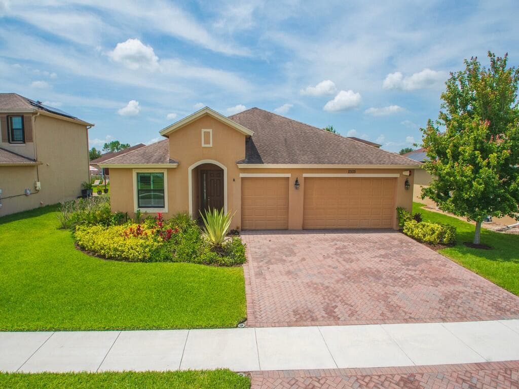 10105 Verona Manor, Vero Beach, FL 32966